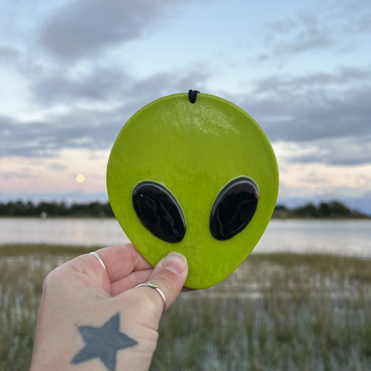 Alien image 0