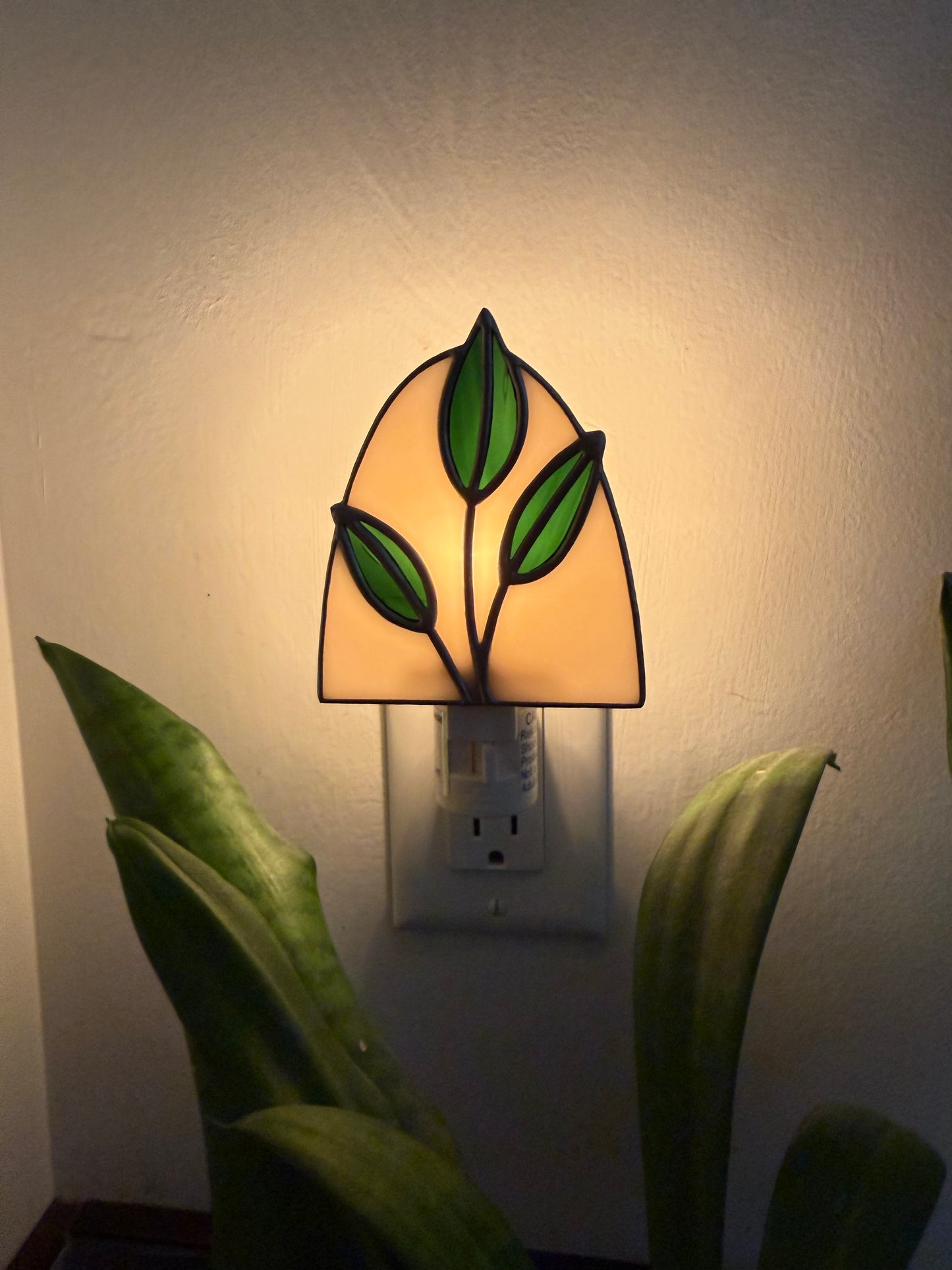 Blush Leaf Nightlight
